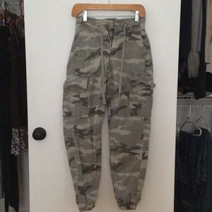 American Eagle Army Cargos